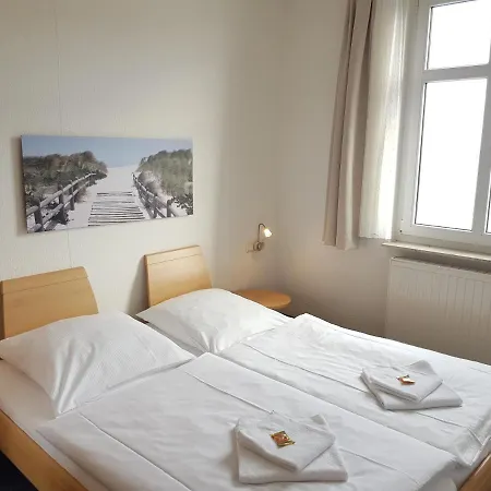 Residenz Seeblick 18 Mit Balkon Und Ostseeblick *