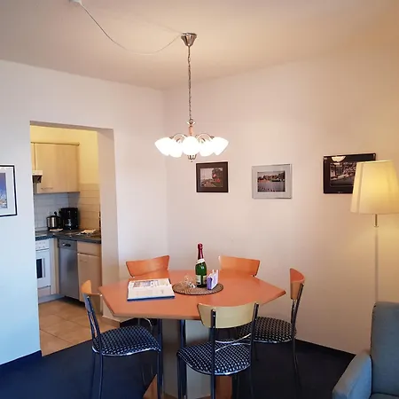Residenz Seeblick 18 Mit Balkon Und Ostseeblick * Sellin (Rugen)